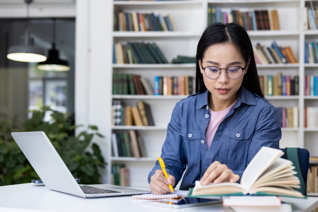What are the challenges of online math tuition